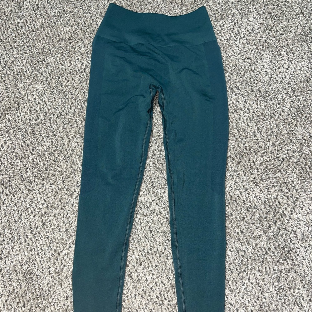 Alphalete amplify leggings